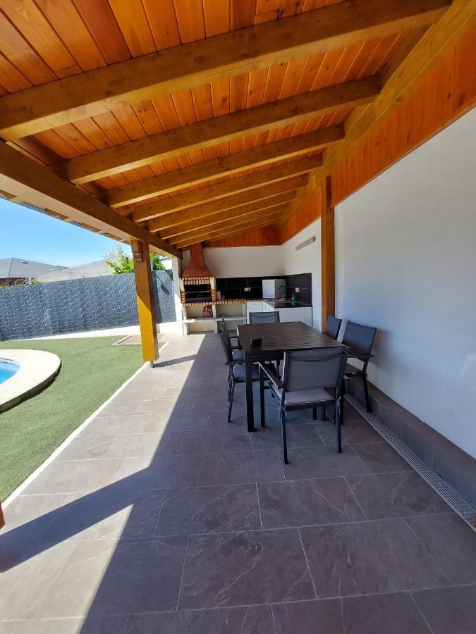 Casa Con Piscina Y Barbacoa Freixido Exterior foto