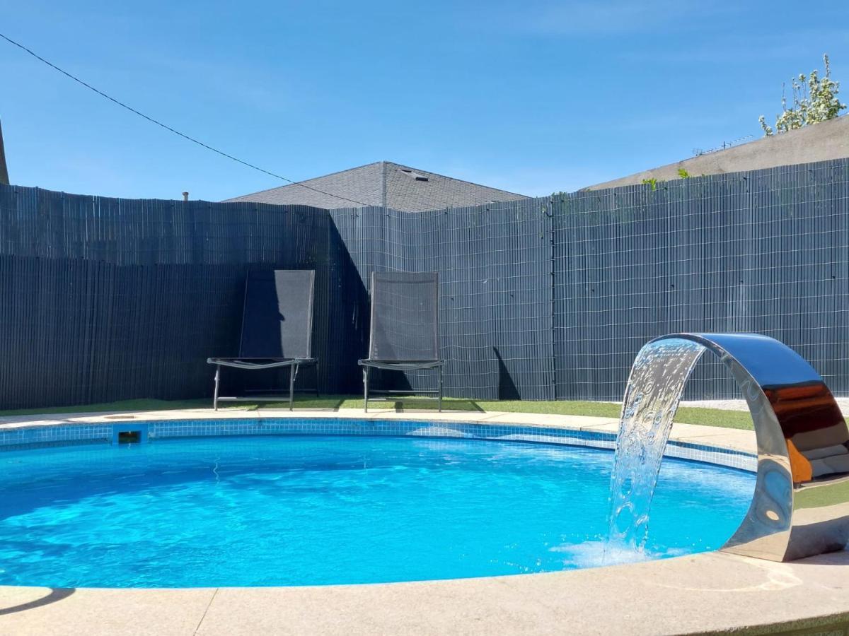Casa Con Piscina Y Barbacoa Freixido Exterior foto