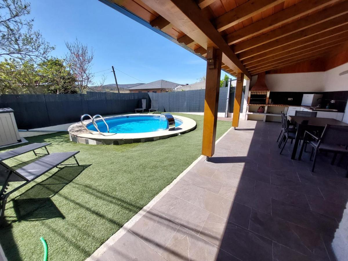 Casa Con Piscina Y Barbacoa Freixido Exterior foto